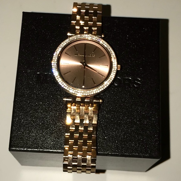 Rose Gold Michael Kors Watch - Picture 3 of 4